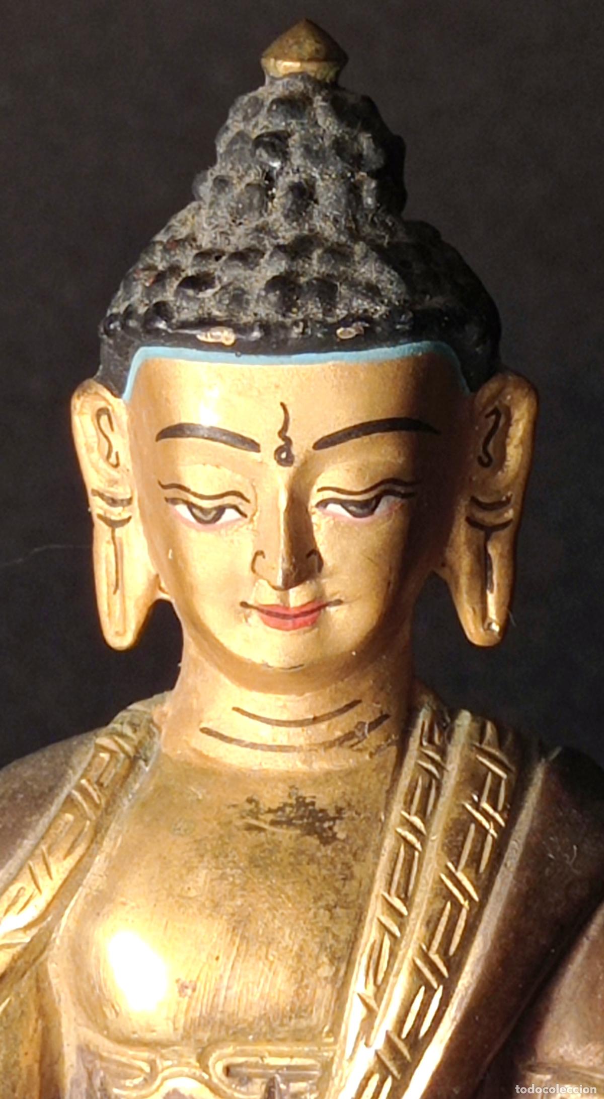 Arte: Joyita - Buda de la Medicina - Sangye Menla - Tibet siglo XIX - Alta calidad bronce y oro