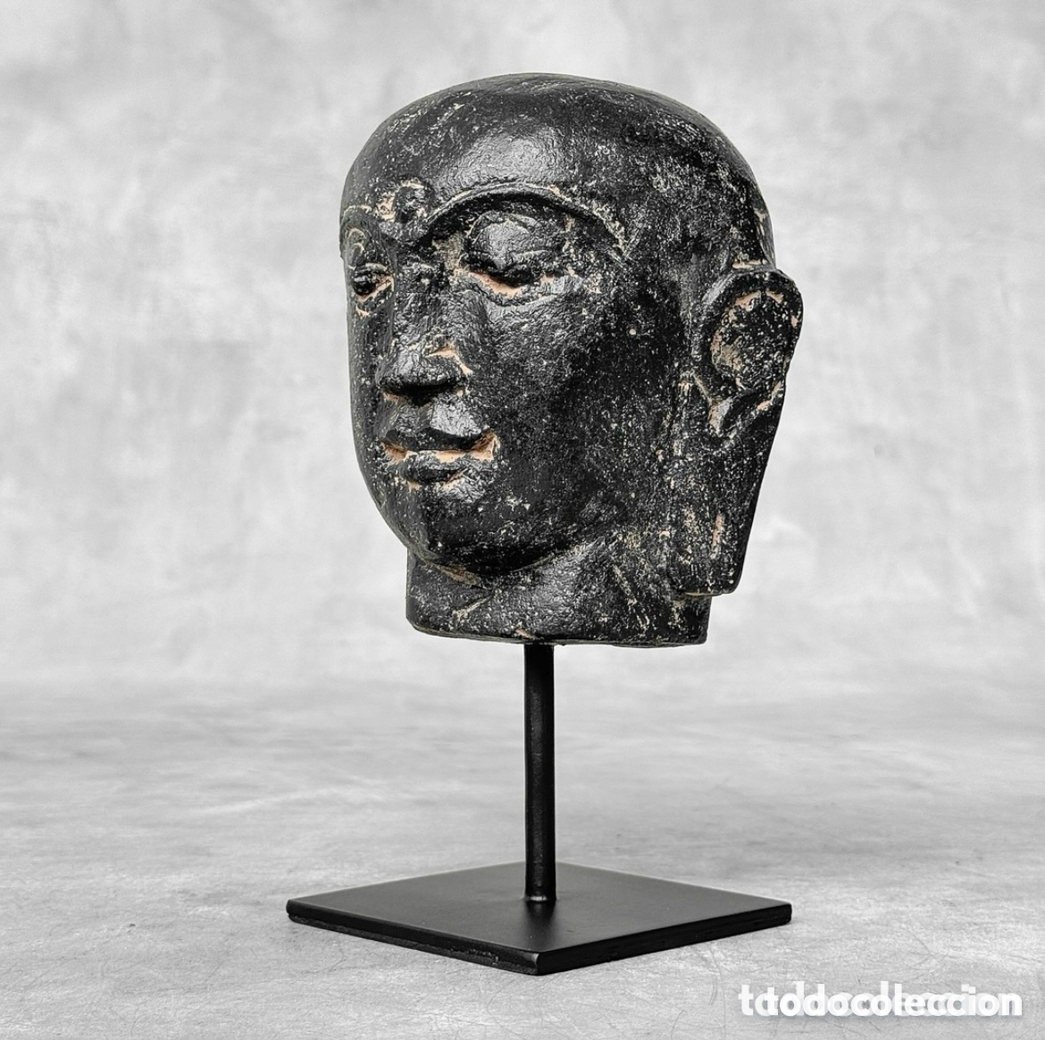 Arte: BUSTO DE BUDA EN PIEDRA DE LAVA. JAVA, INDONESIA - Foto 2