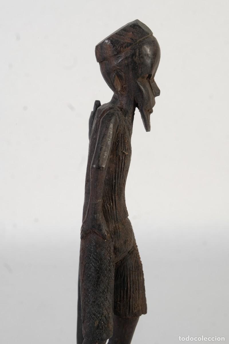 Arte: Figura africana en madera de &eacute;bano - Foto 4
