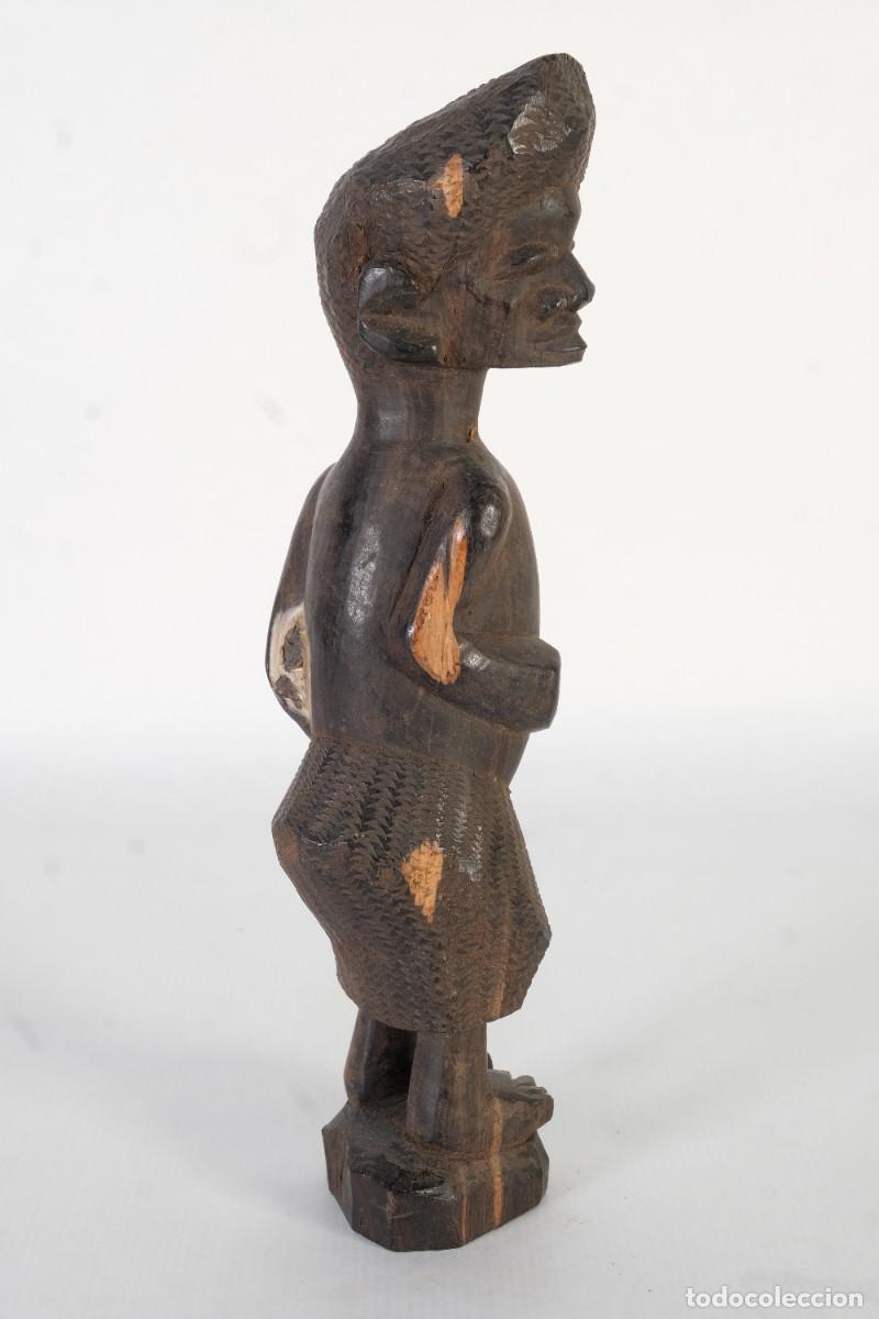 Arte: Figura africana en madera de &eacute;bano - Foto 4