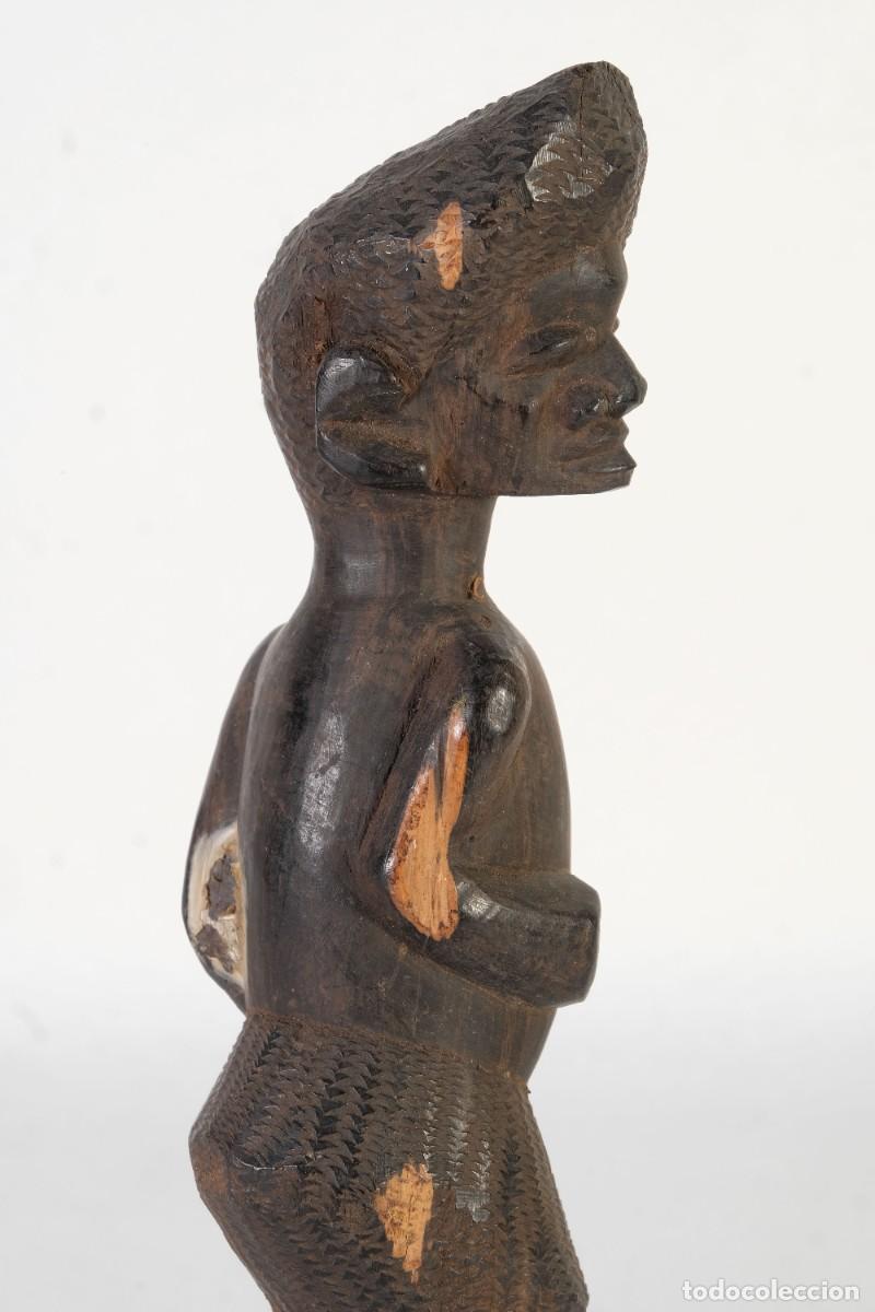 Arte: Figura africana en madera de &eacute;bano - Foto 5