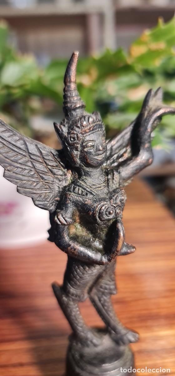 Arte: Campana de Garuda Indonesia - Foto 5