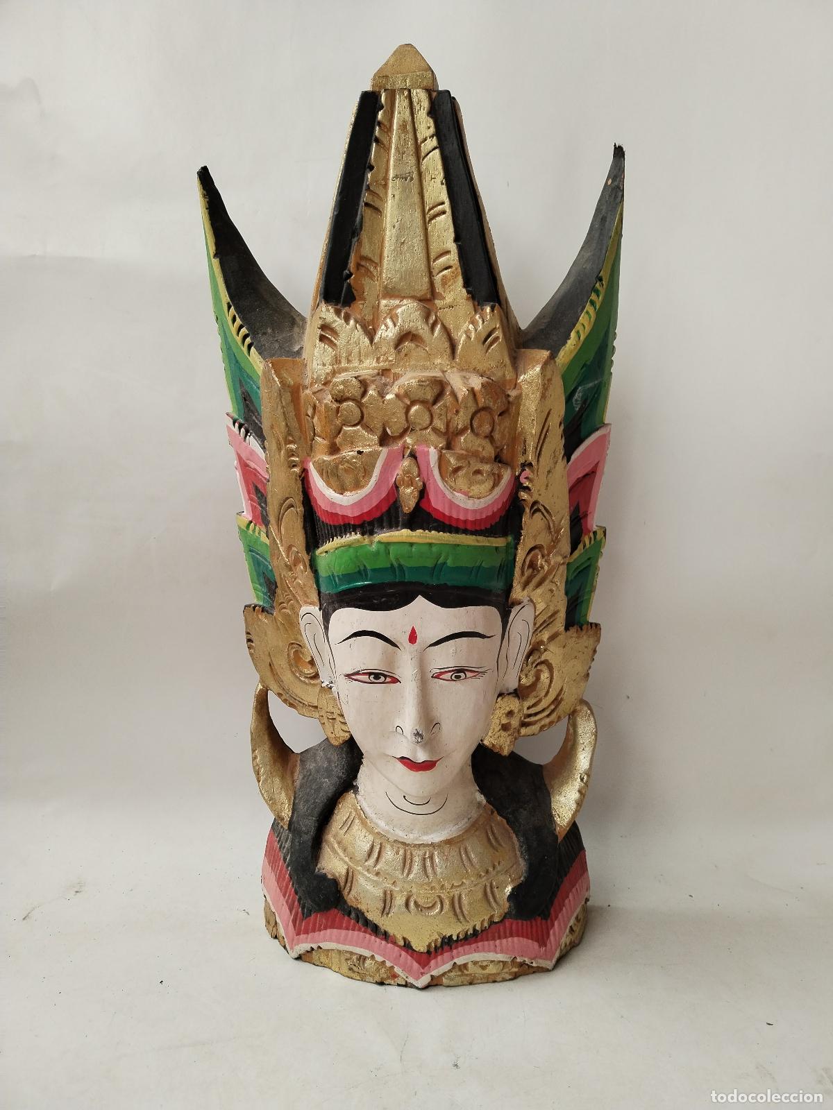 Arte: cabeza de diosa hind&uacute; tallada en madera - Foto 1