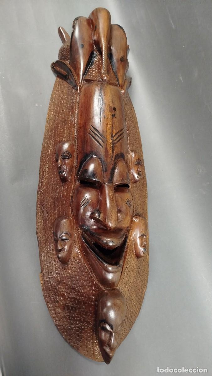 Arte: MASCARA AFRICANA DE MADERA MACIZA - Foto 1
