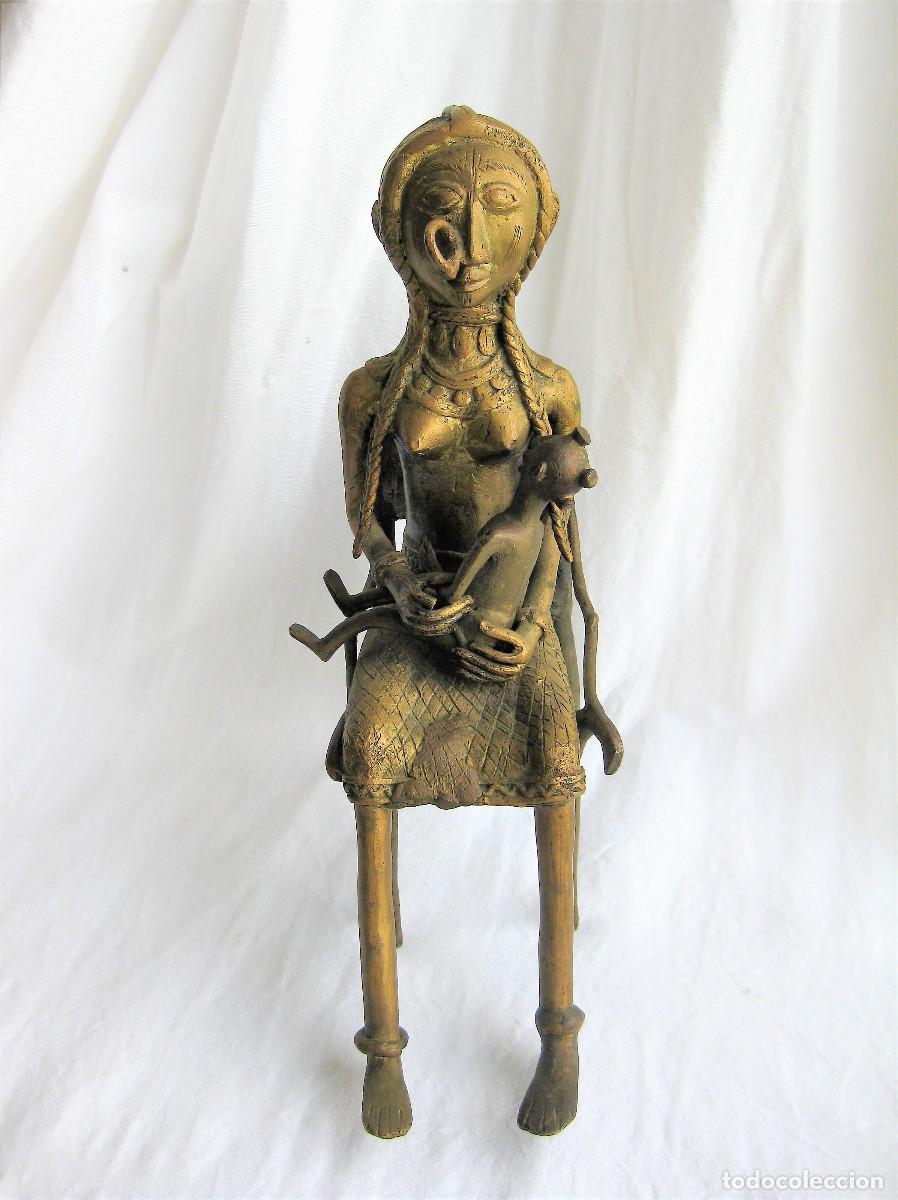 Arte: MATERNIDAD AFRICANA EN BRONCE EN 3 PIEZAS - Foto 7