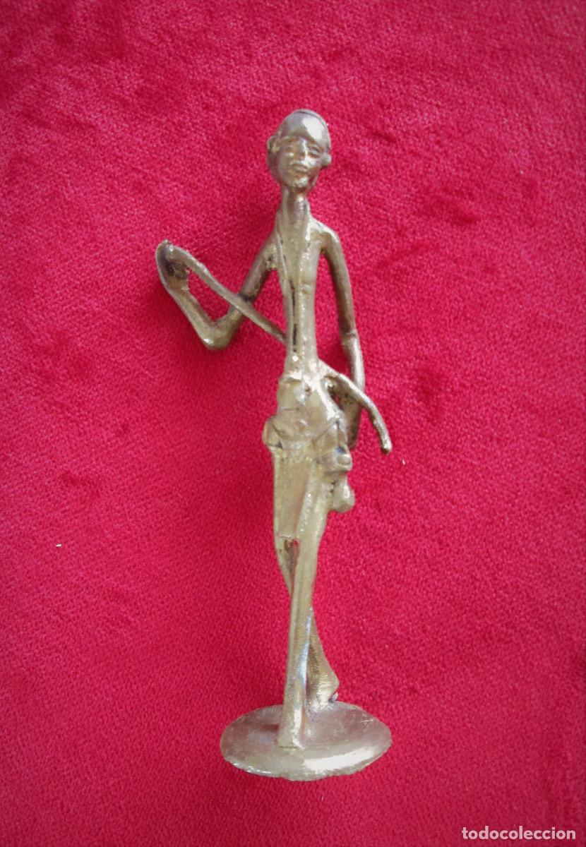 Arte: FIGURA &Eacute;TNICA EN BRONCE MACIZO - - Foto 2