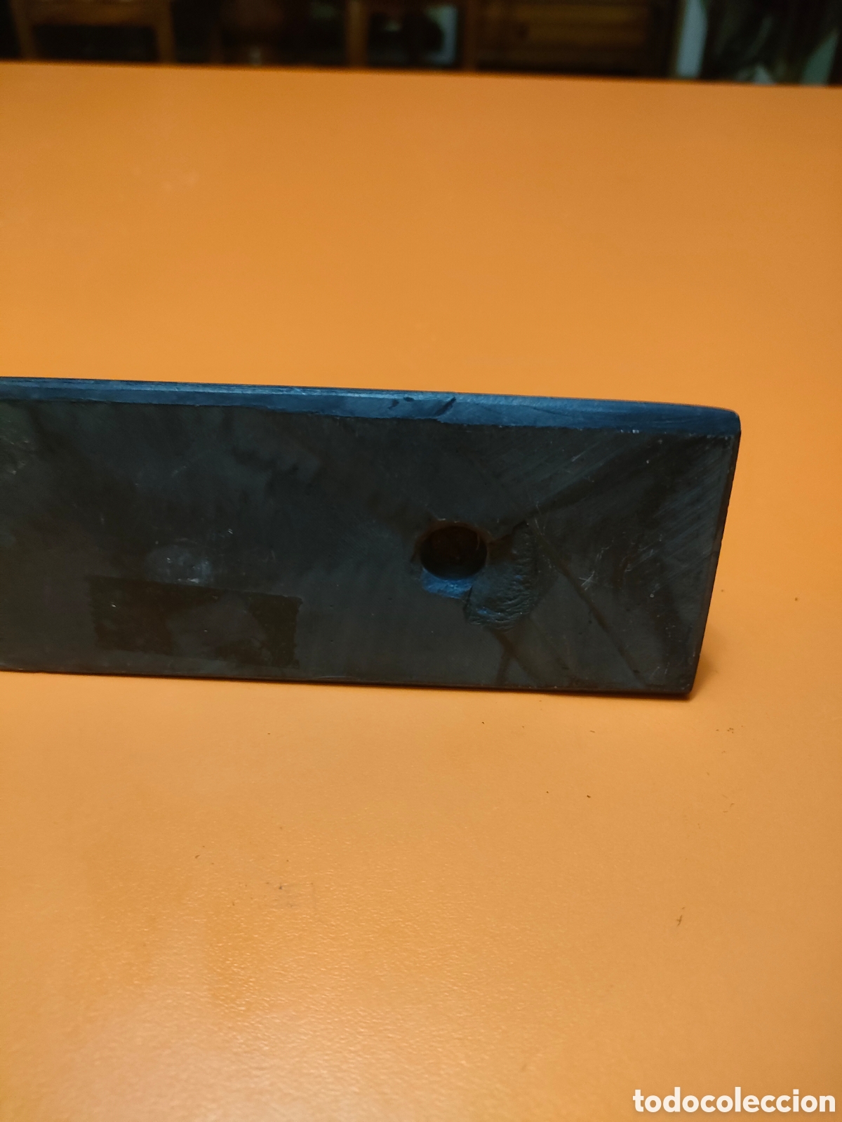 Arte: Esfinge de bronce con base mineral negra - Foto 6