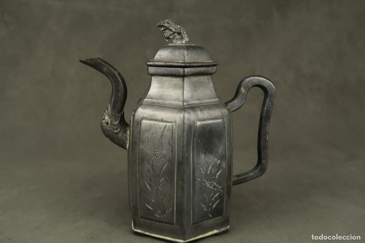 Arte: Antigua Tetera China de Esta&ntilde;o - Foto 1