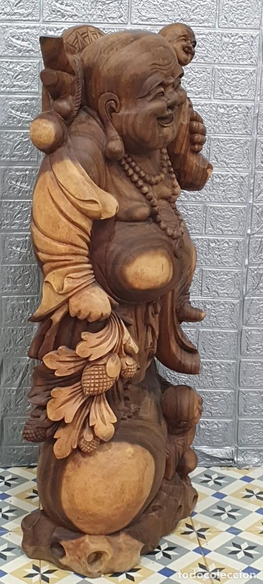 Arte: Escultura de madera de un Buda sonriente - Foto 3