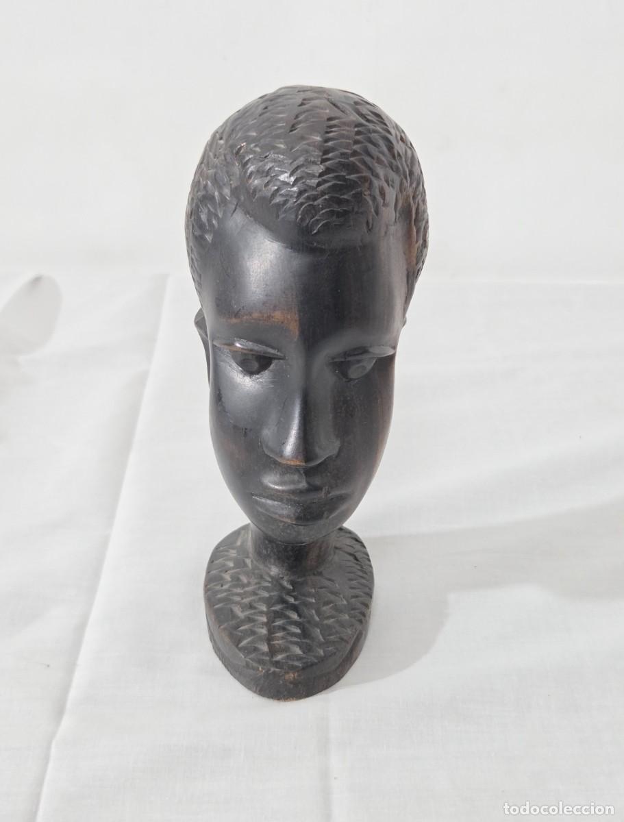 Arte: Busto tallado en madera, Africa - Foto 1