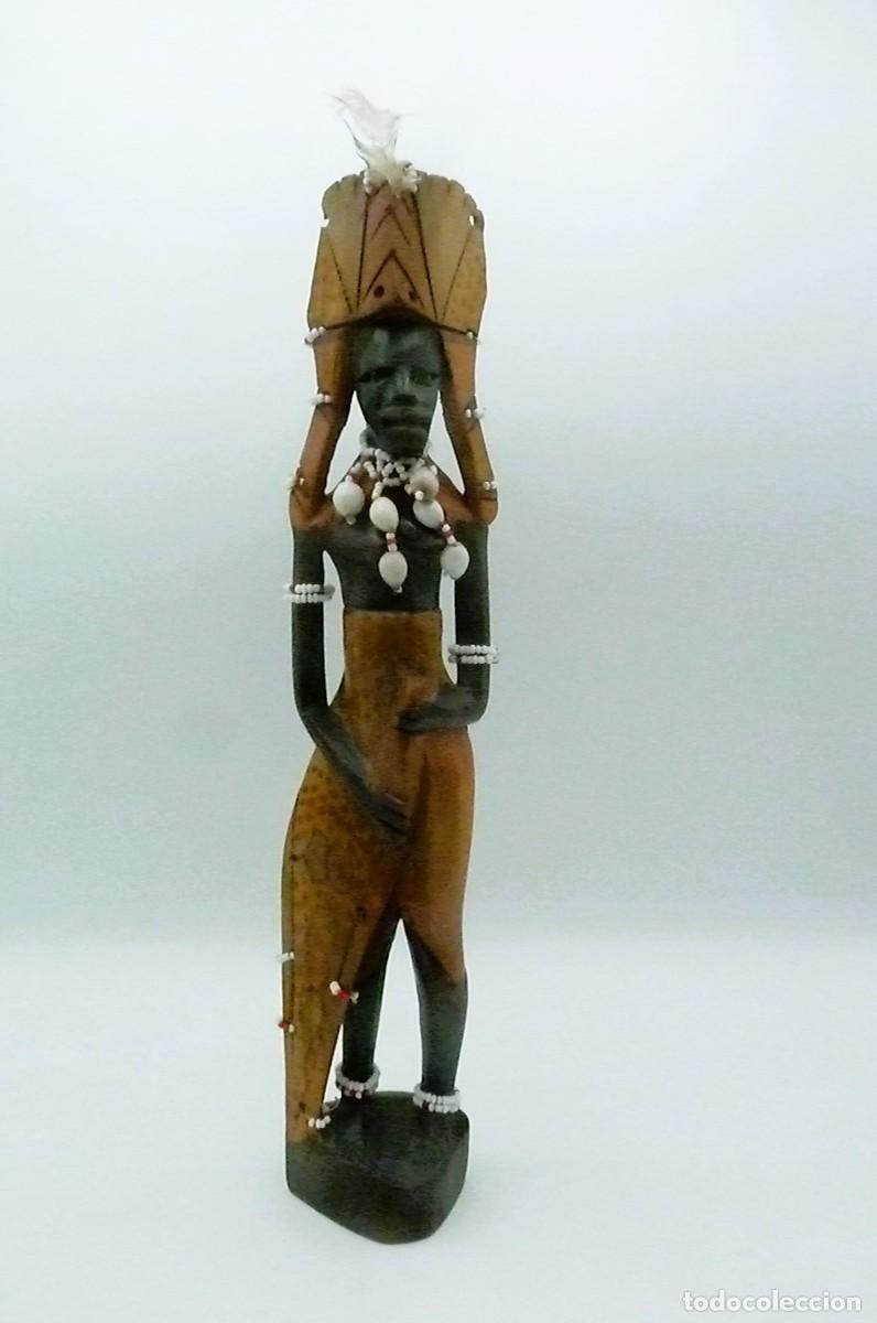 Arte: Figura africana con abalorios - Foto 1