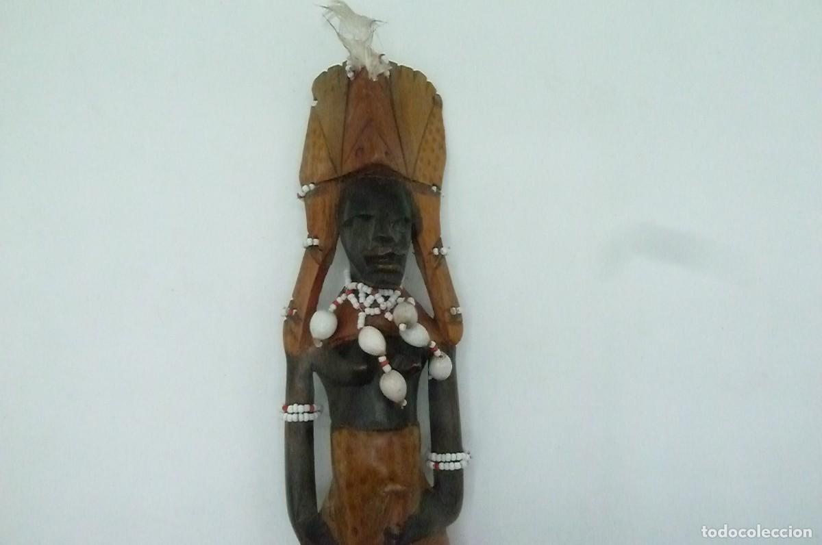 Arte: Figura africana con abalorios - Foto 3