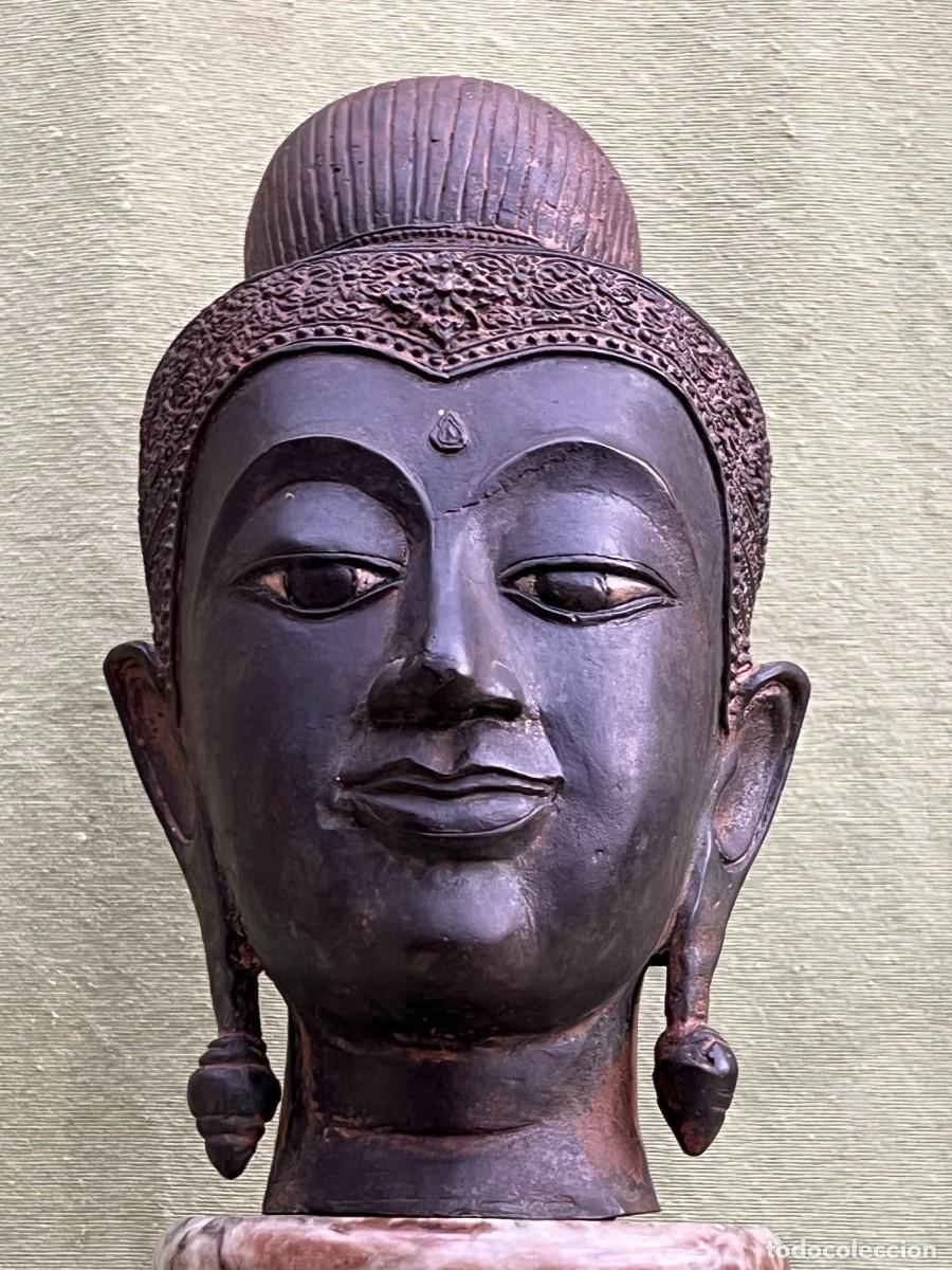 Arte: Cabeza de Buda en bronce patinado con base de m&aacute;rmol - Foto 2