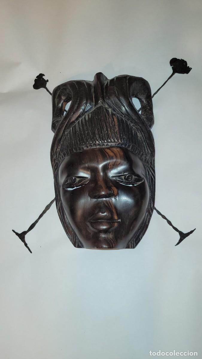 Arte: M&Aacute;SCARA AFRICANA DE LIBERIA - Foto 1