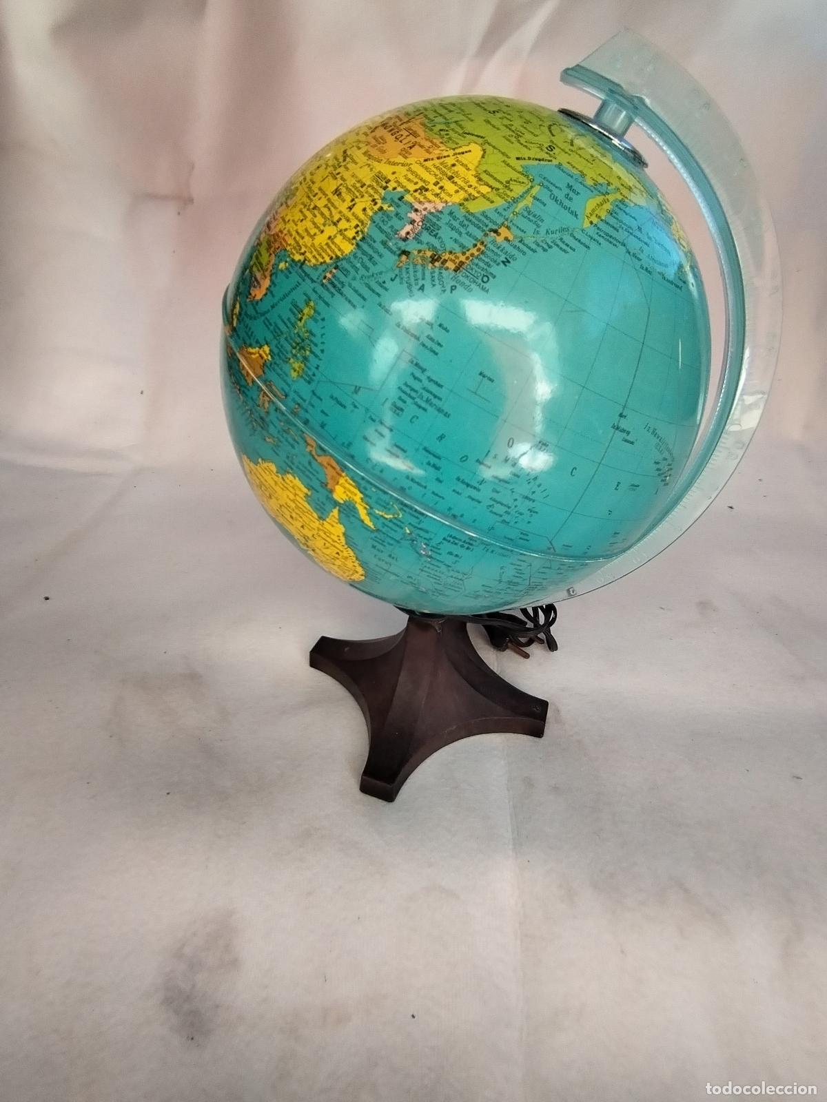 Arte: globo terraqueo con luz - Foto 6