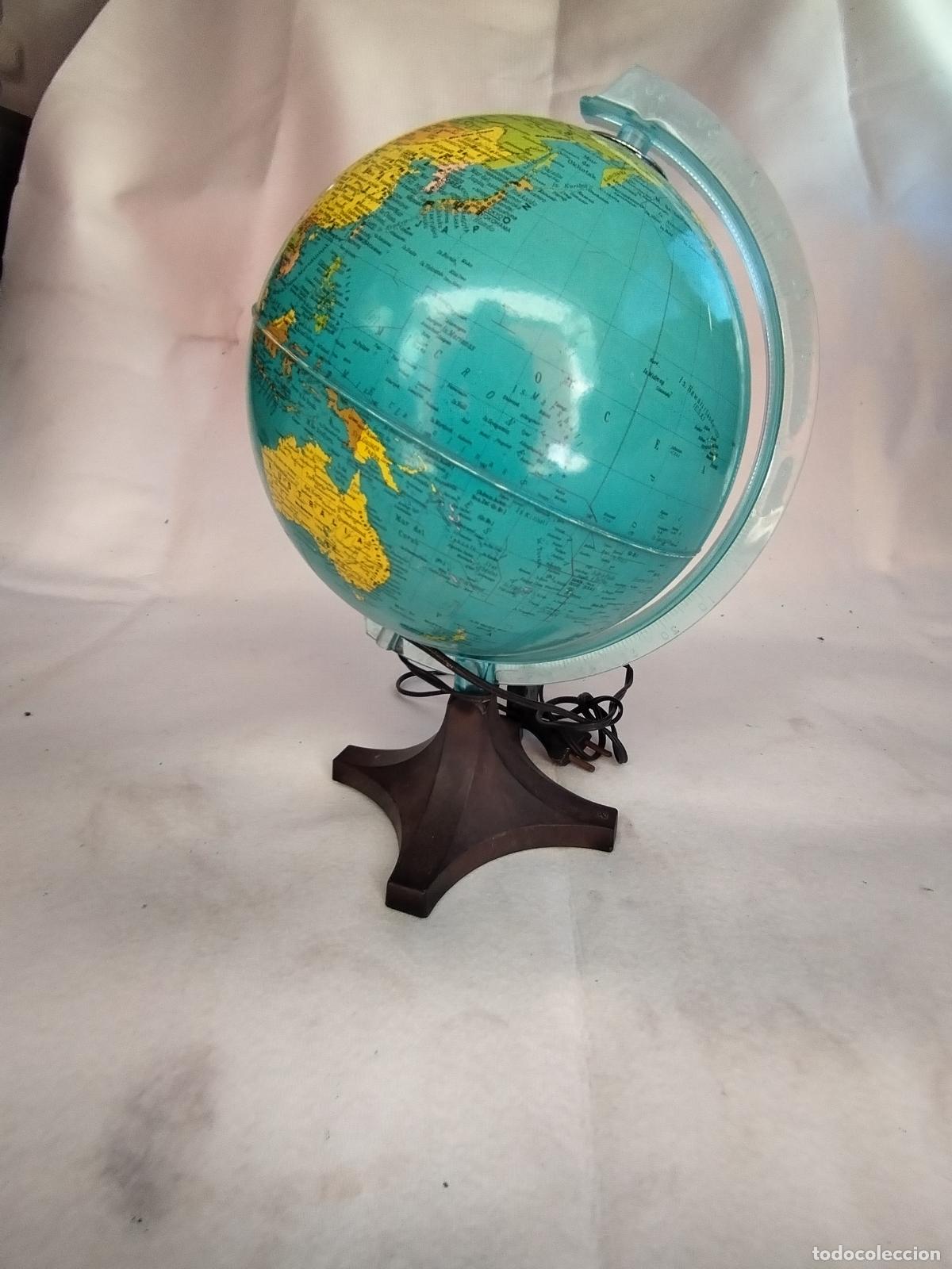 Arte: globo terraqueo con luz - Foto 7