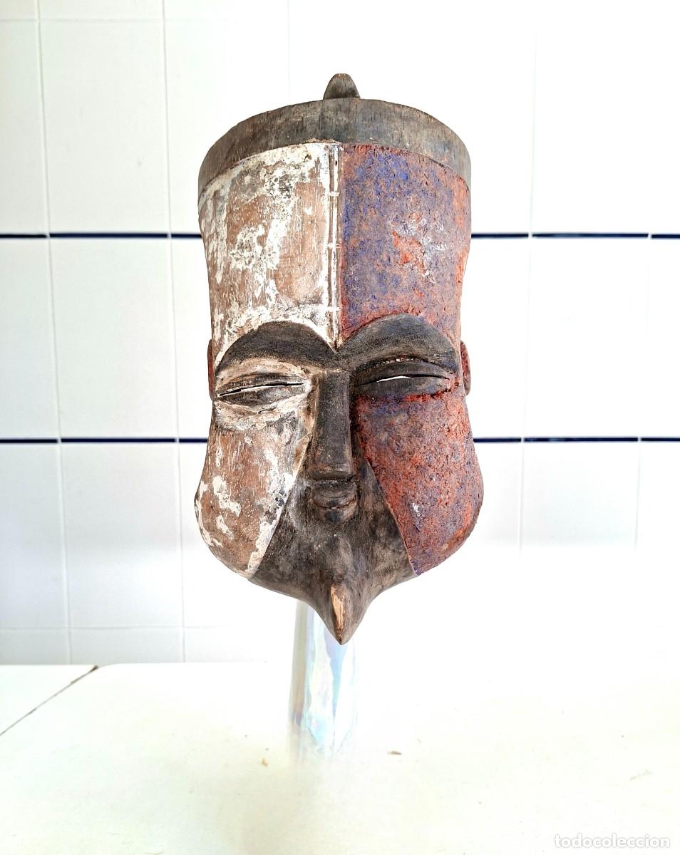 Kunst: M&Aacute;SCARA DE BAILE OGONI - BICOLOR - NIGERIA