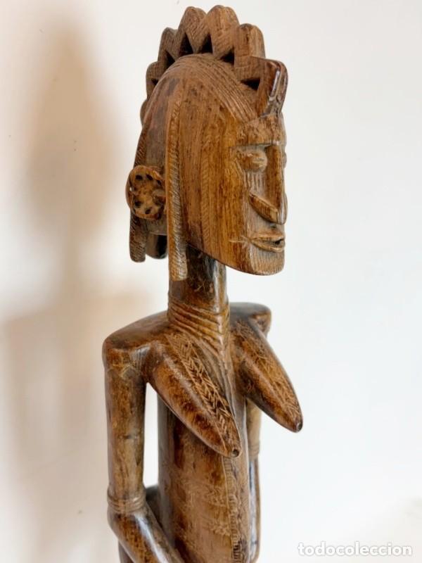 Arte: Figura de Mujer Dogon - Foto 4