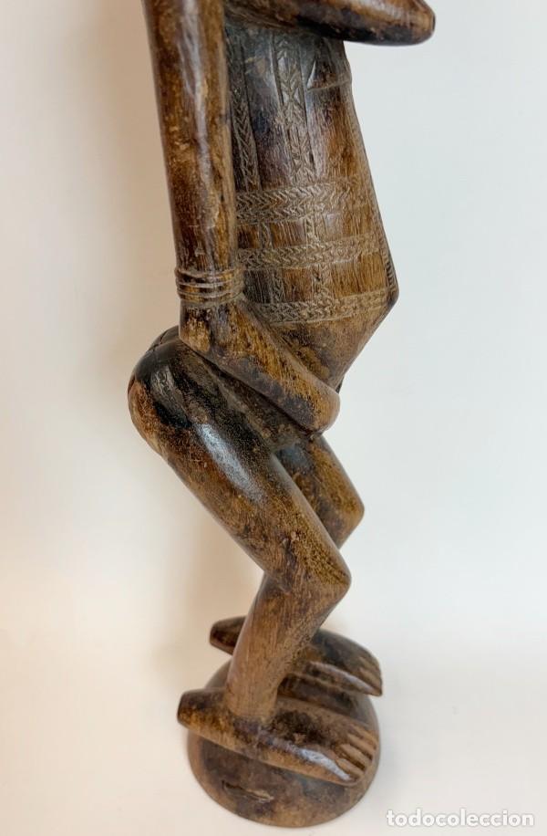 Arte: Figura de Mujer Dogon - Foto 6