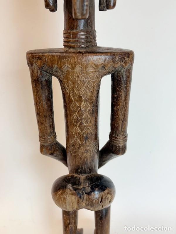 Arte: Figura de Mujer Dogon - Foto 8