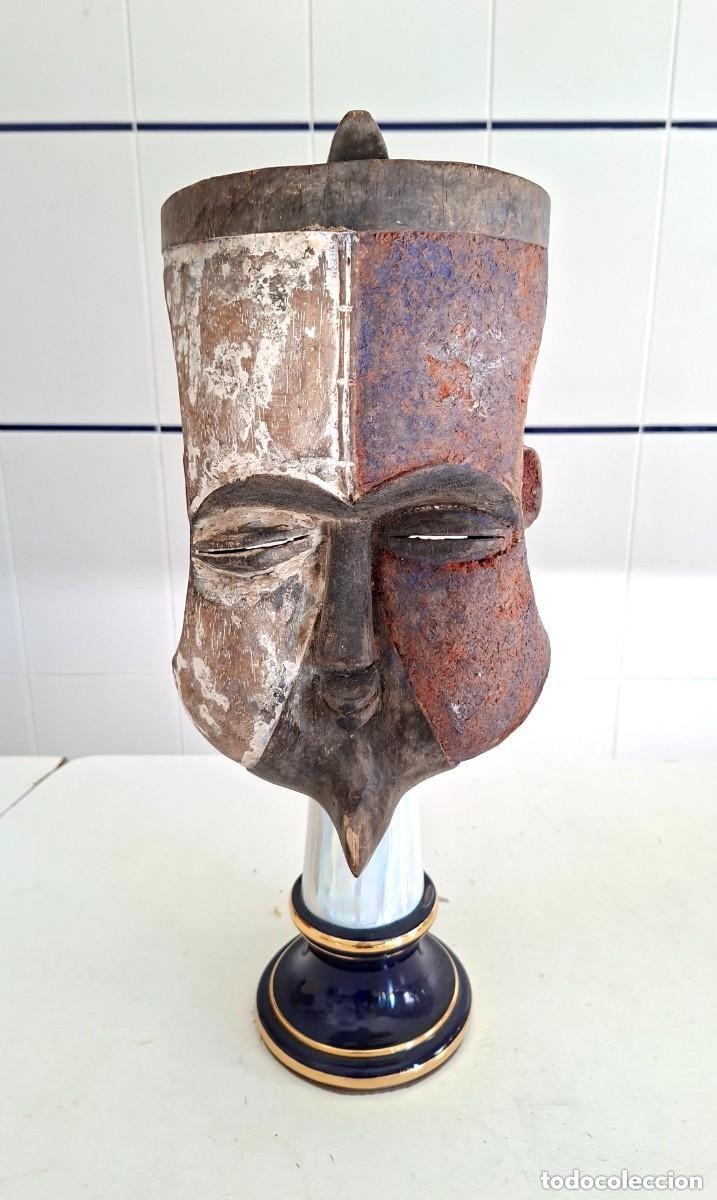 Arte: M&Aacute;SCARA DE BAILE OGONI - BICOLOR - NIGERIA