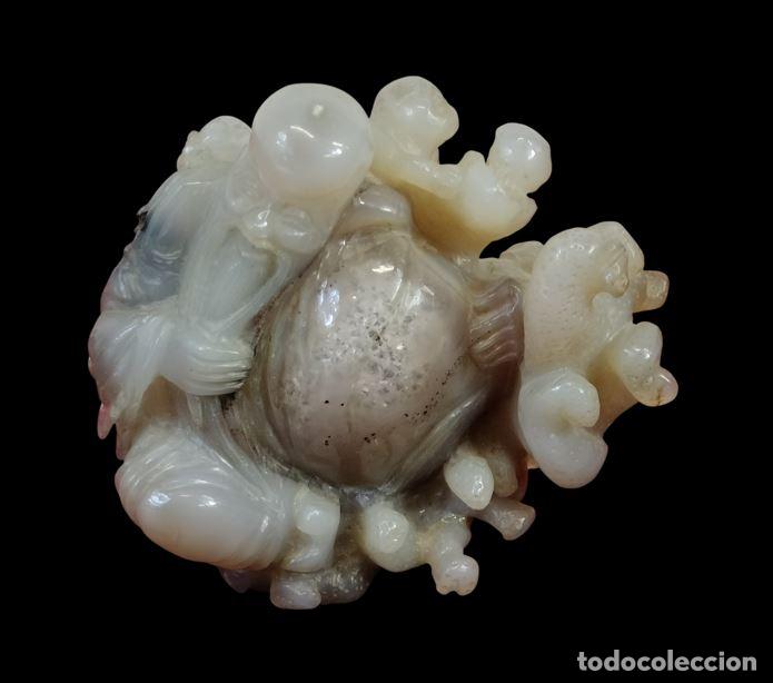 Arte: FIGURA DE SABIO CHINO O BUDA. JADE BLANCO TALLADO. CHINA. SIGLOS XIX-XX.