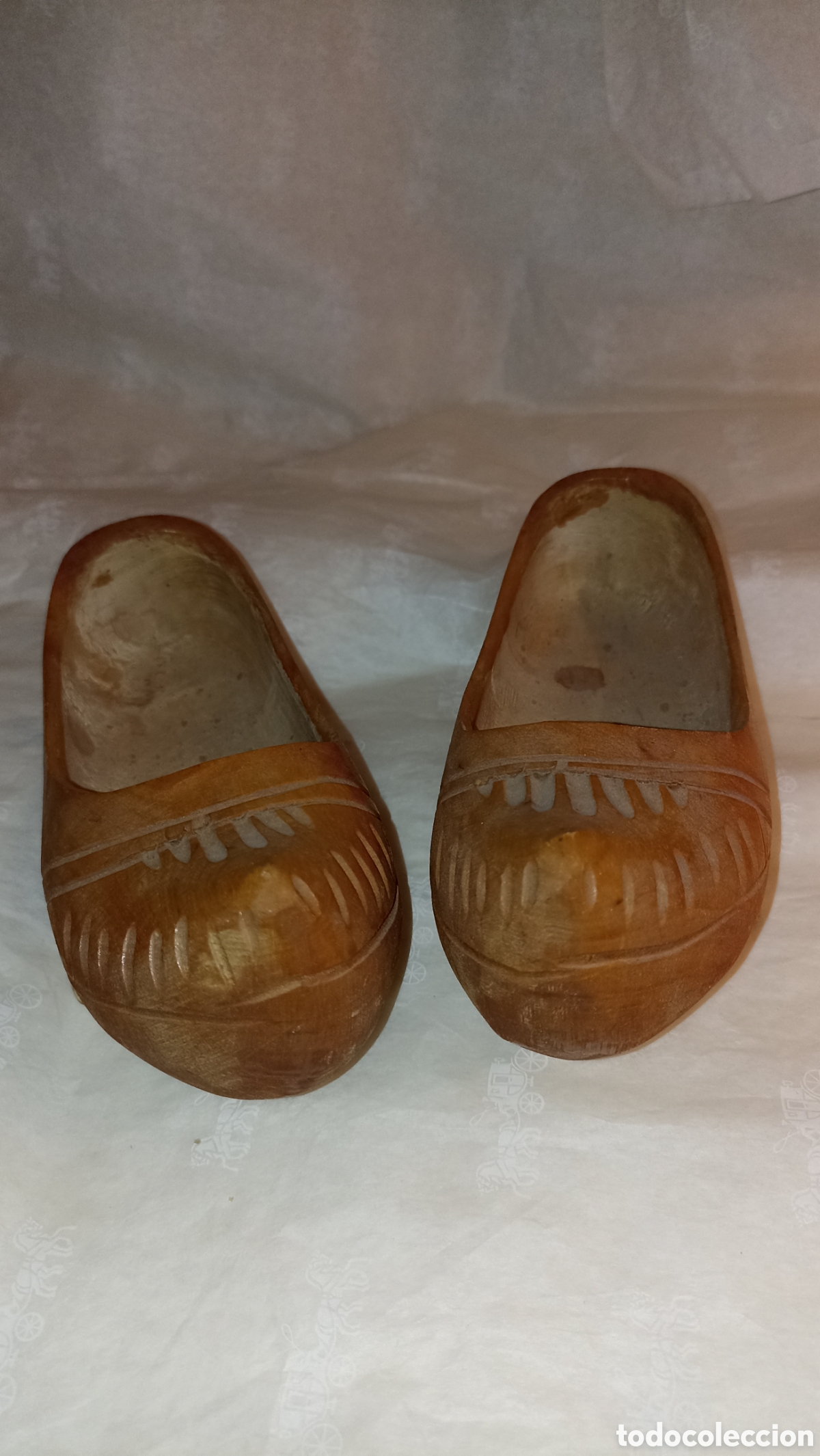 Art: Las ma&ntilde;as asturianas vintage 17 cm