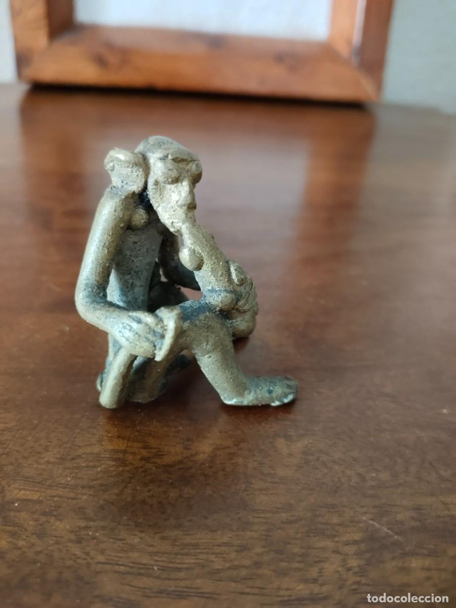 Arte: Figura animal Arte Africano Occidental. Bronce.