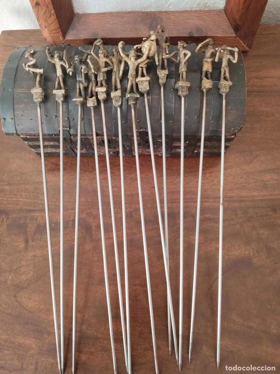 Arte: 12 espetones figuras tribales Arte Africano. Ver.