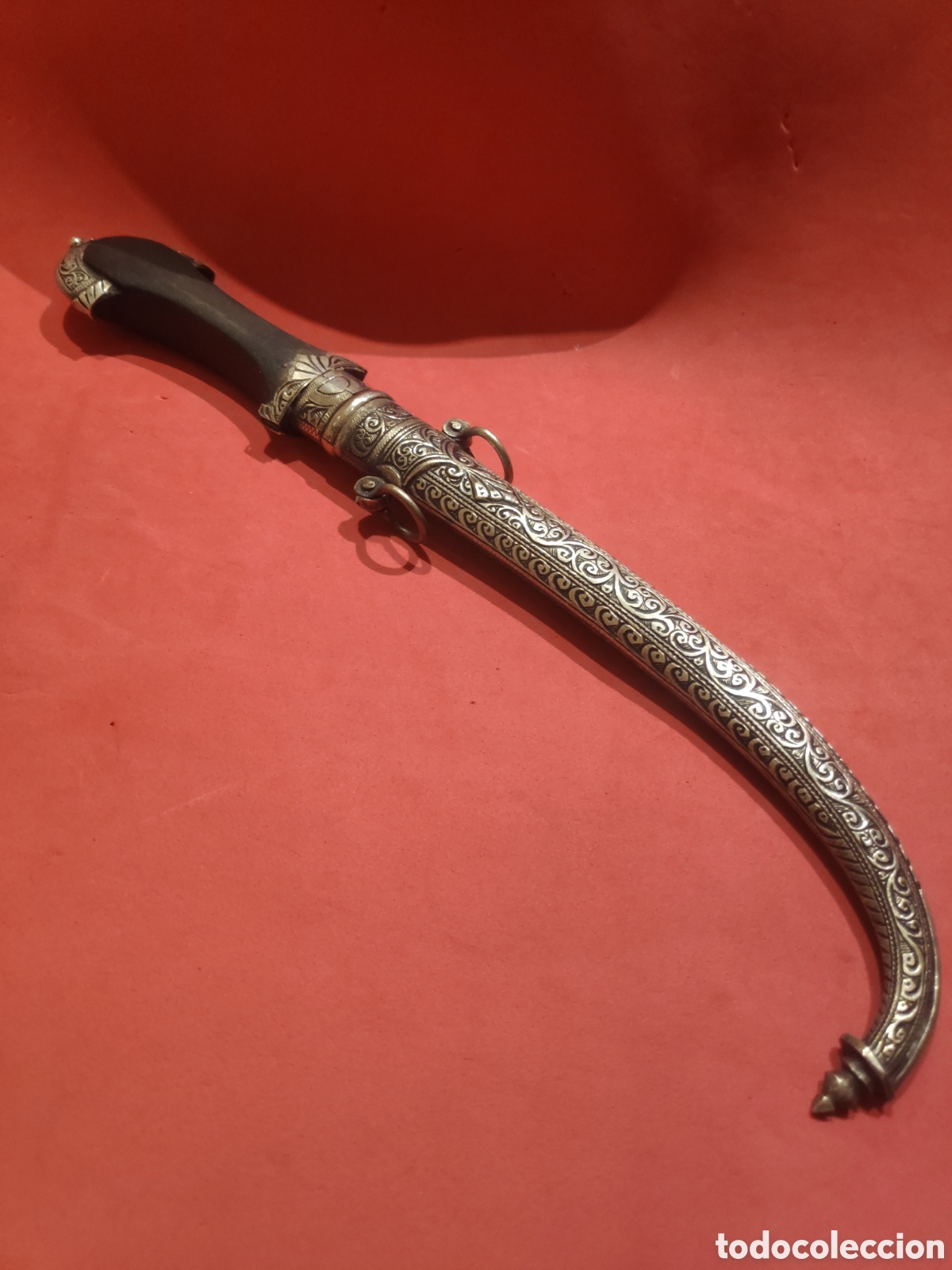 Arte: Antigua gumia Marroqu&iacute; labrada