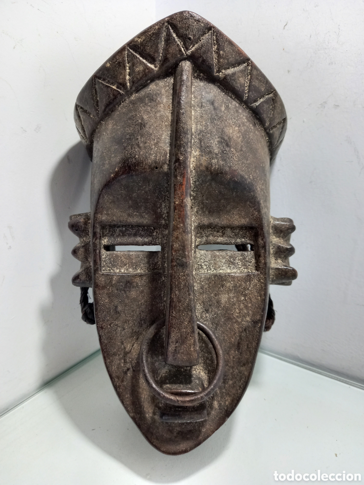 Arte: M&aacute;scara africana Lwalwa Congo