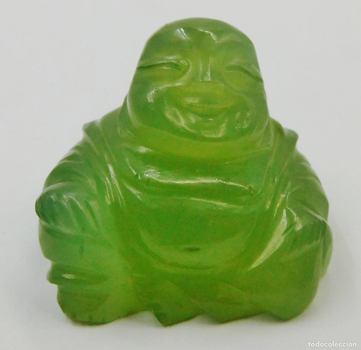 Arte: FIGURA DE BUDA SENTADO TALLADA EN JADE VERDE