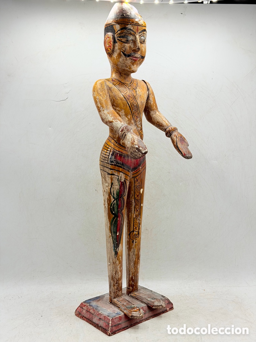 Arte: Antigua Gran Figura de Madera