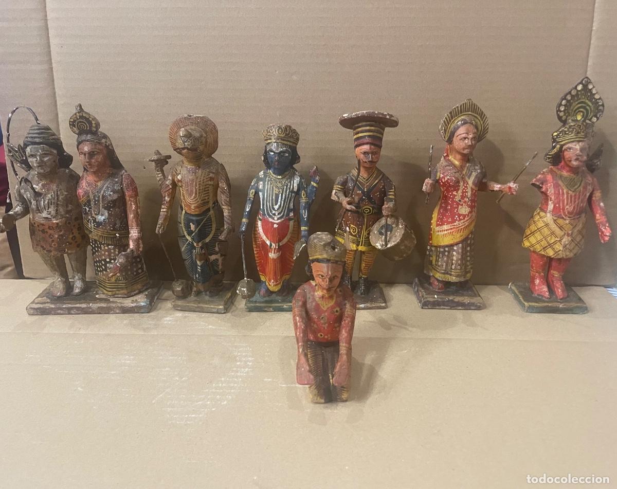 Arte: 8 ANTIGUAS FIGURAS DIVINIDADES HIND&Uacute;ES - INDIA- MADERA TALLADA Y POLICROMADA DE 19 A 20 CM. ALTURA