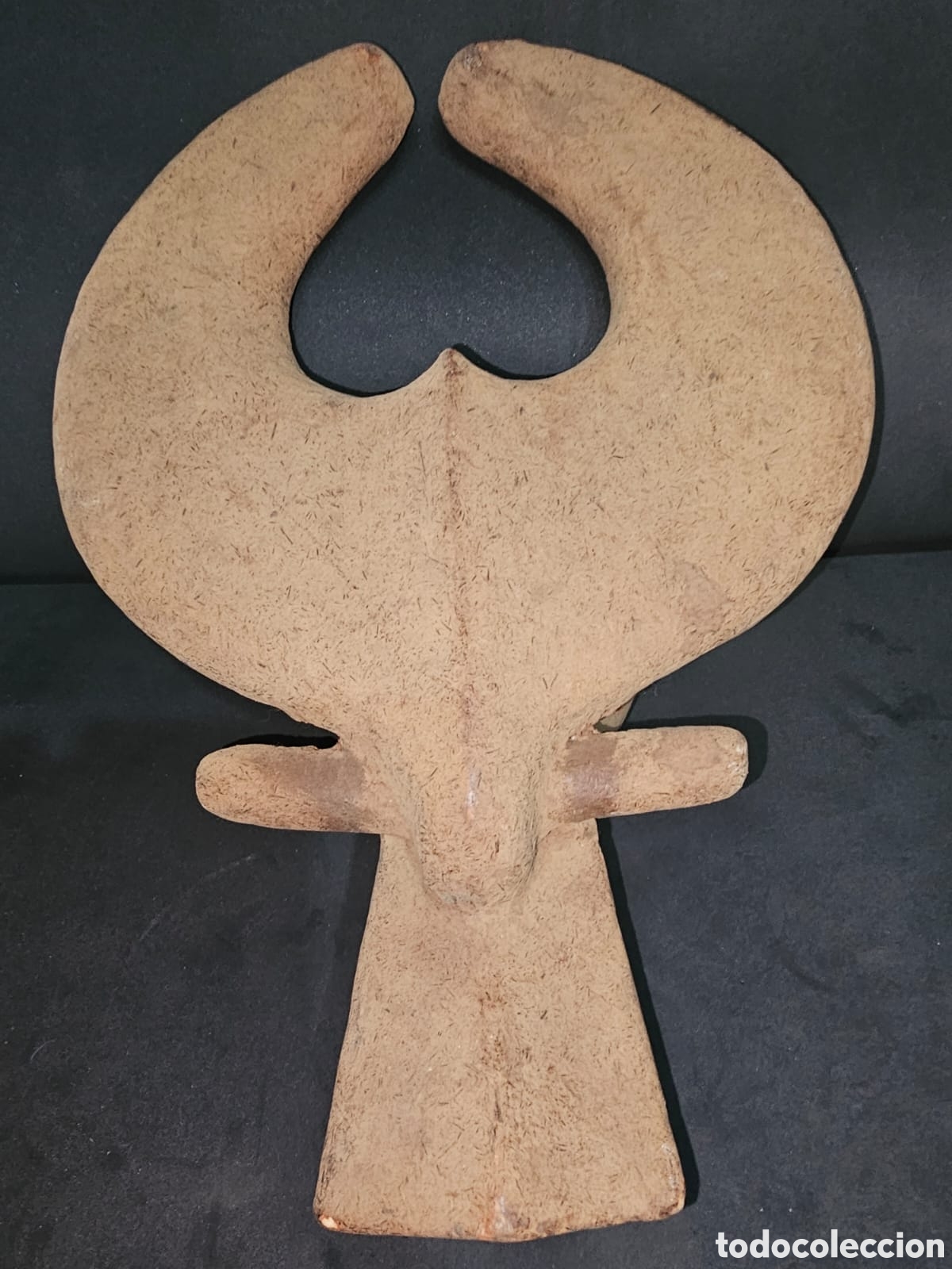 Arte: Mascara B&uacute;falo Mama.