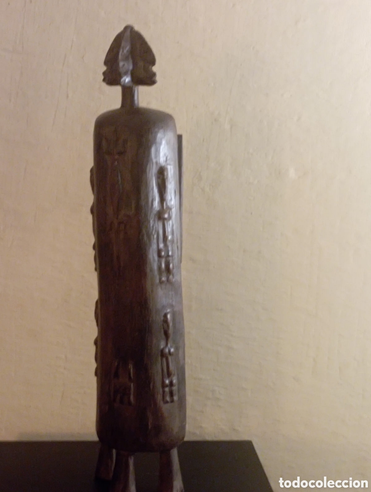 Arte: Caja de Madera Tallada Utlilizada como Botiqu&iacute;n