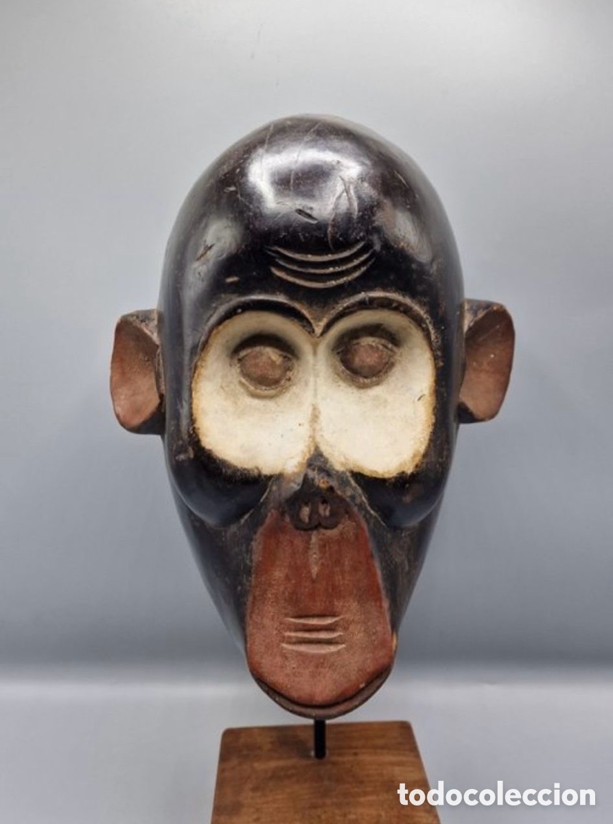 Arte: M&aacute;scara Baoul&eacute; Gbekr&eacute; &ndash; Costa de Marfil &ndash; Colecci&oacute;n privada &ndash; 32 cm