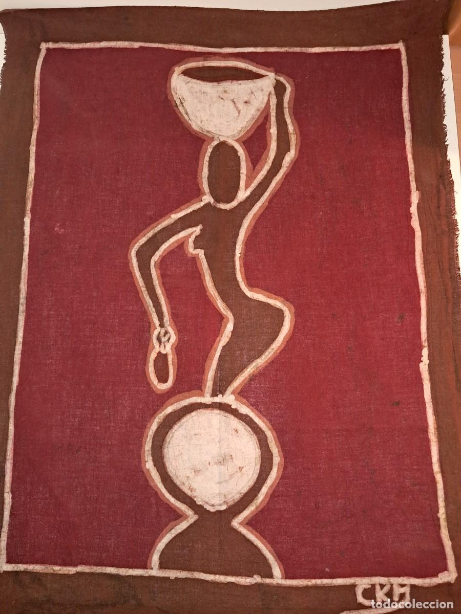 Arte: ARTE SENEGAL&Eacute;S; Batic africano: Mujer senegalesa Comprado Cabo Skirring. 2005