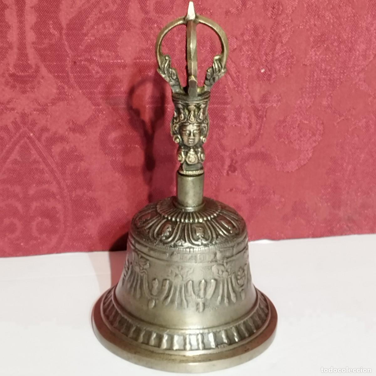 Arte: CAMPANA TIBETANA AGARRE VAJRA - 21 CM ALTO -11,5 CM DIAMETRO - 655 GRAMOS - EXCELSO SONIDO -
