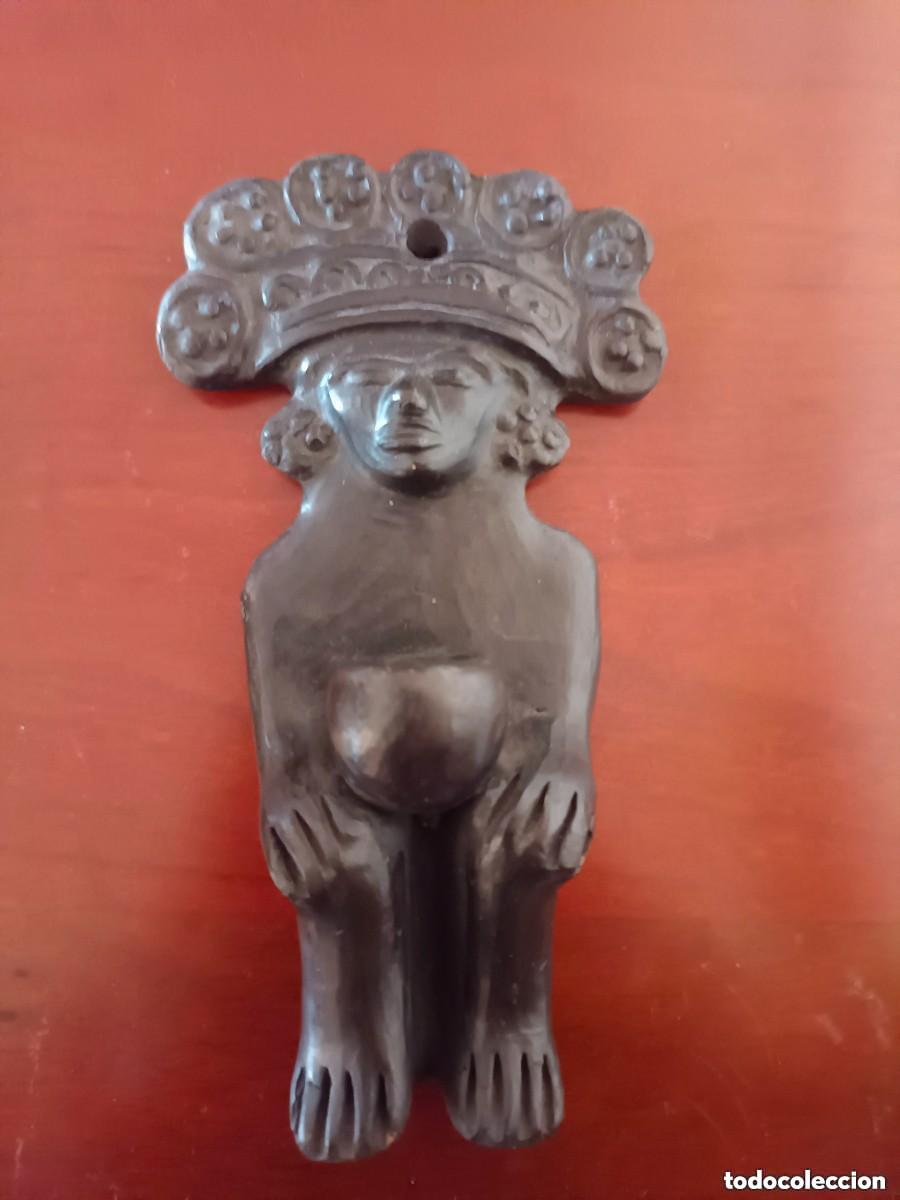 Art: Figura azteca de terracota