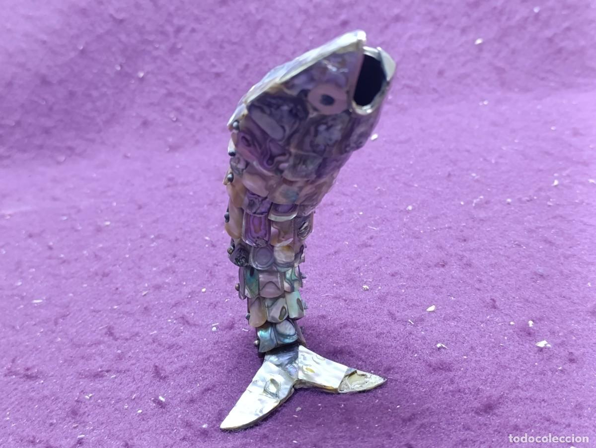Kunst: 1970&acute;s, Pez Art&iacute;culado de Plata y Concha de Abul&oacute;n (n&aacute;car), M&eacute;xico, 20 cms. largo.