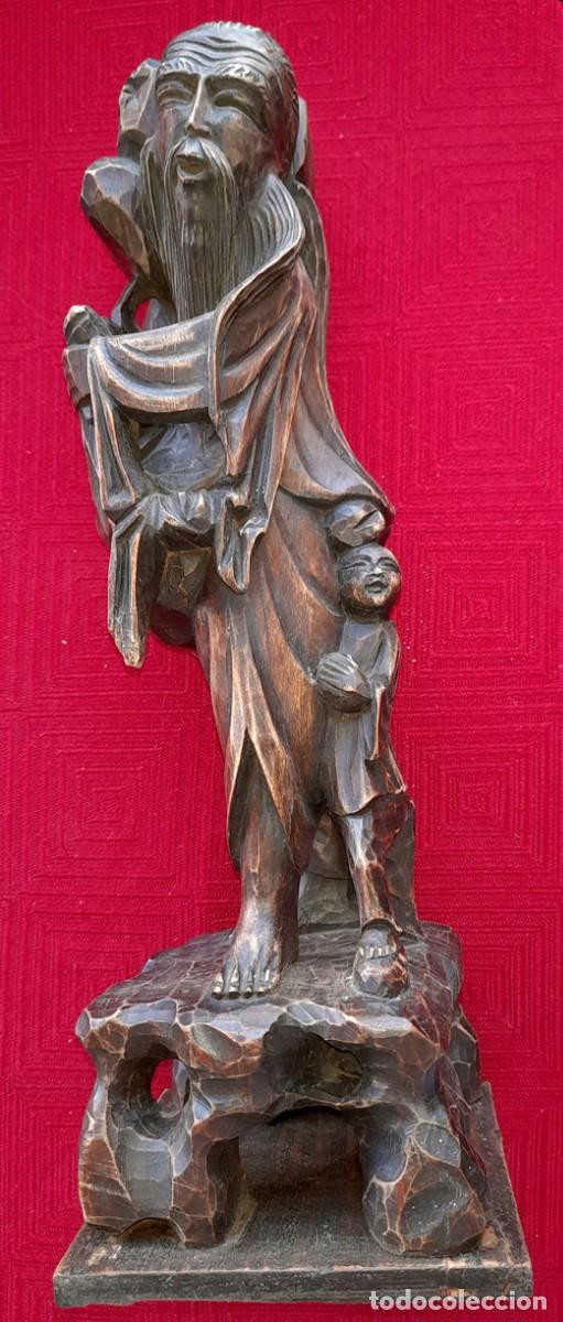 Arte: Escultura Oriental: Padre e hijo. A&ntilde;o 1965.