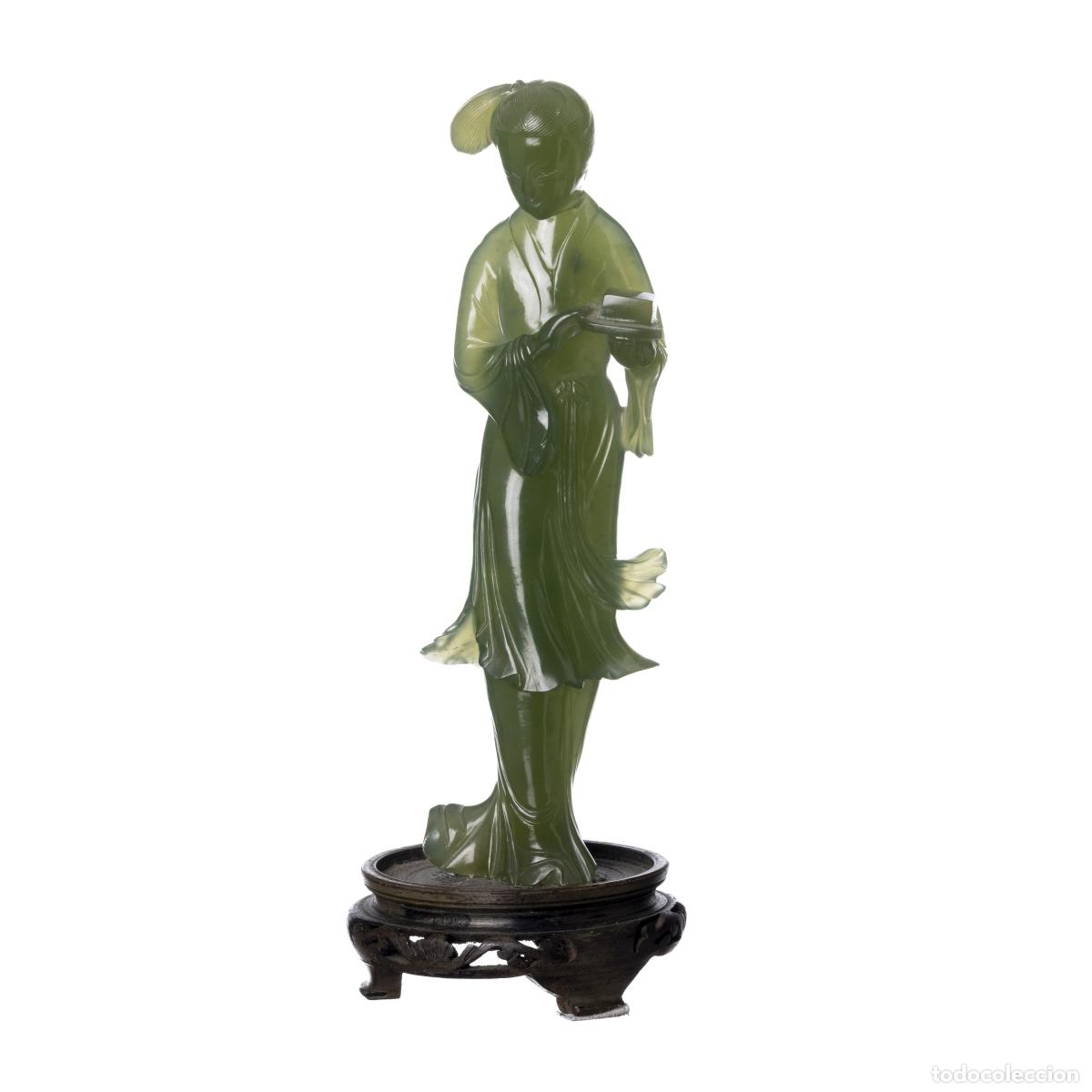 Arte: Escultura oriental - Deidad de jade