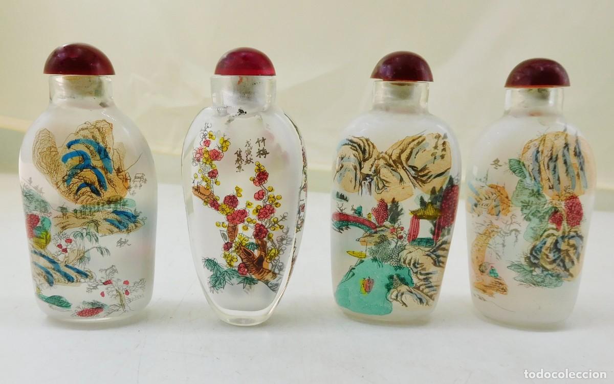 Kunst: PRIMAVERA, VERANO, OTO&Ntilde;O E INVIERNO. LOTE DE 4 TABAQUERAS (SNUFF BOTTLE) CHINAS DE VIDRIO
