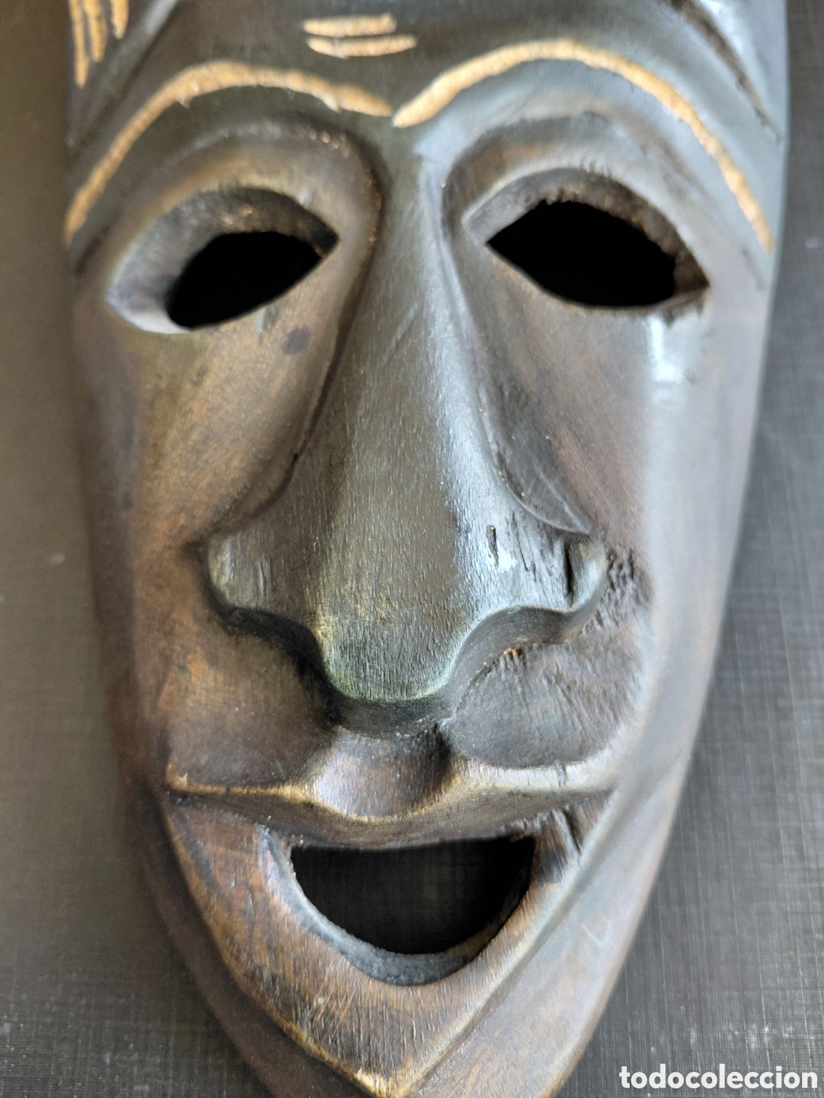 Arte: MASCARA &Eacute;TNICA AFRICANA EN MADERA TALLADA