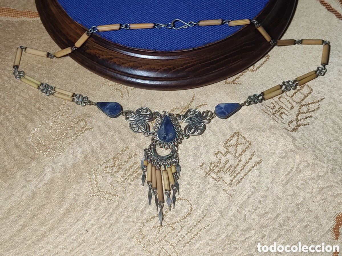Arte: Collar bereber artesanal con piedras de Sodalita.Vintage.