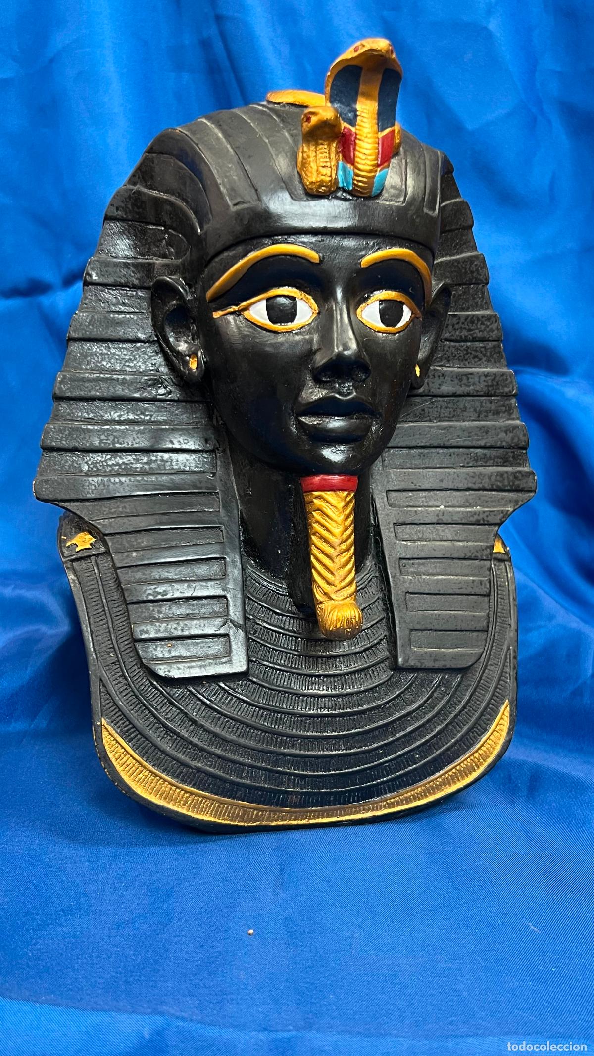 Arte: Antiguo Busto de Fara&oacute;n Egipcio Tutankam&oacute;n Pol&iacute;cromo en Negro y Dorado. Escultura Vintage