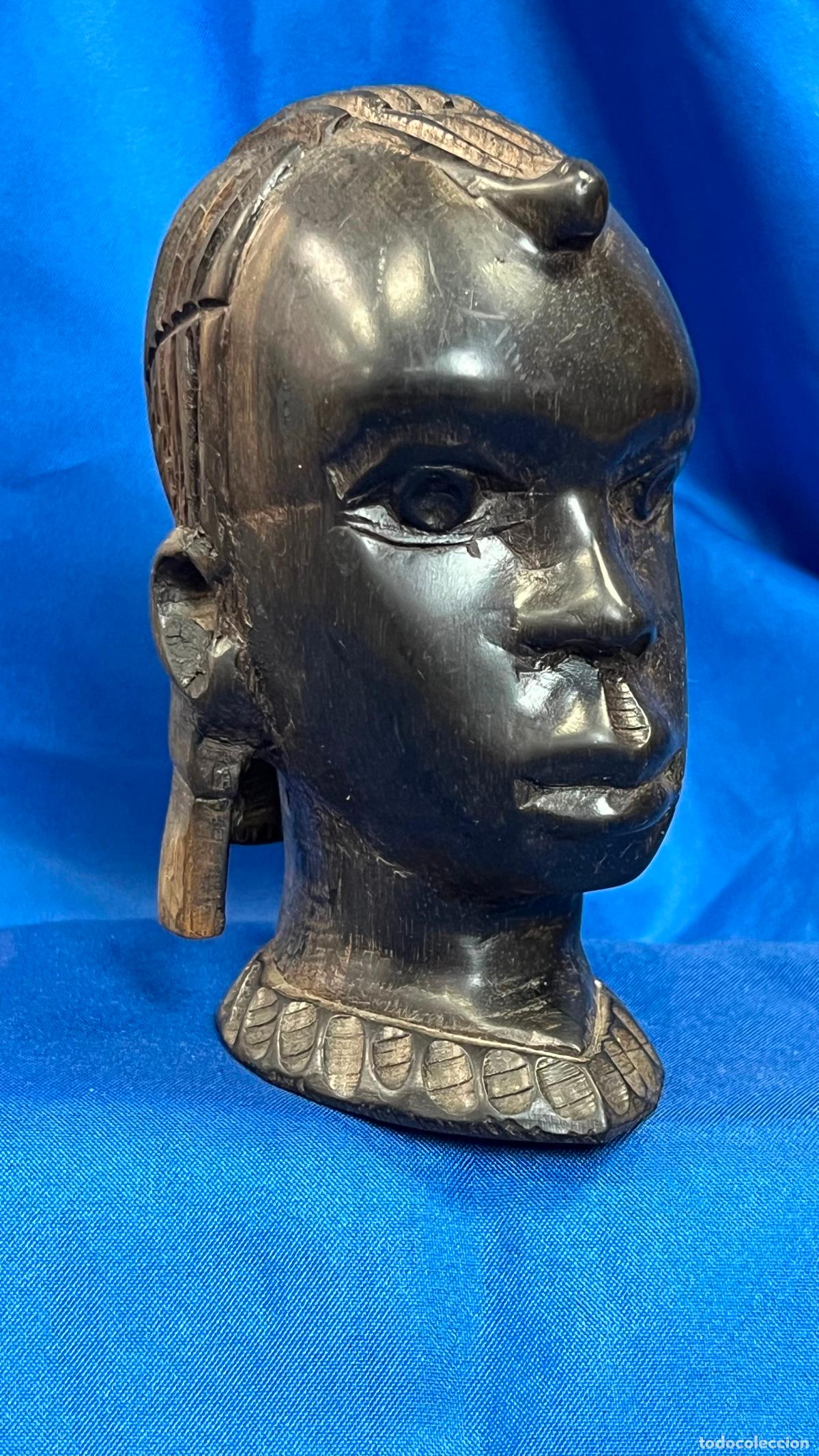 Kunst: Antigua Escultura de Busto Africano en Madera de &Eacute;bano Tallada a Mano. Arte &Eacute;tnico Vintage