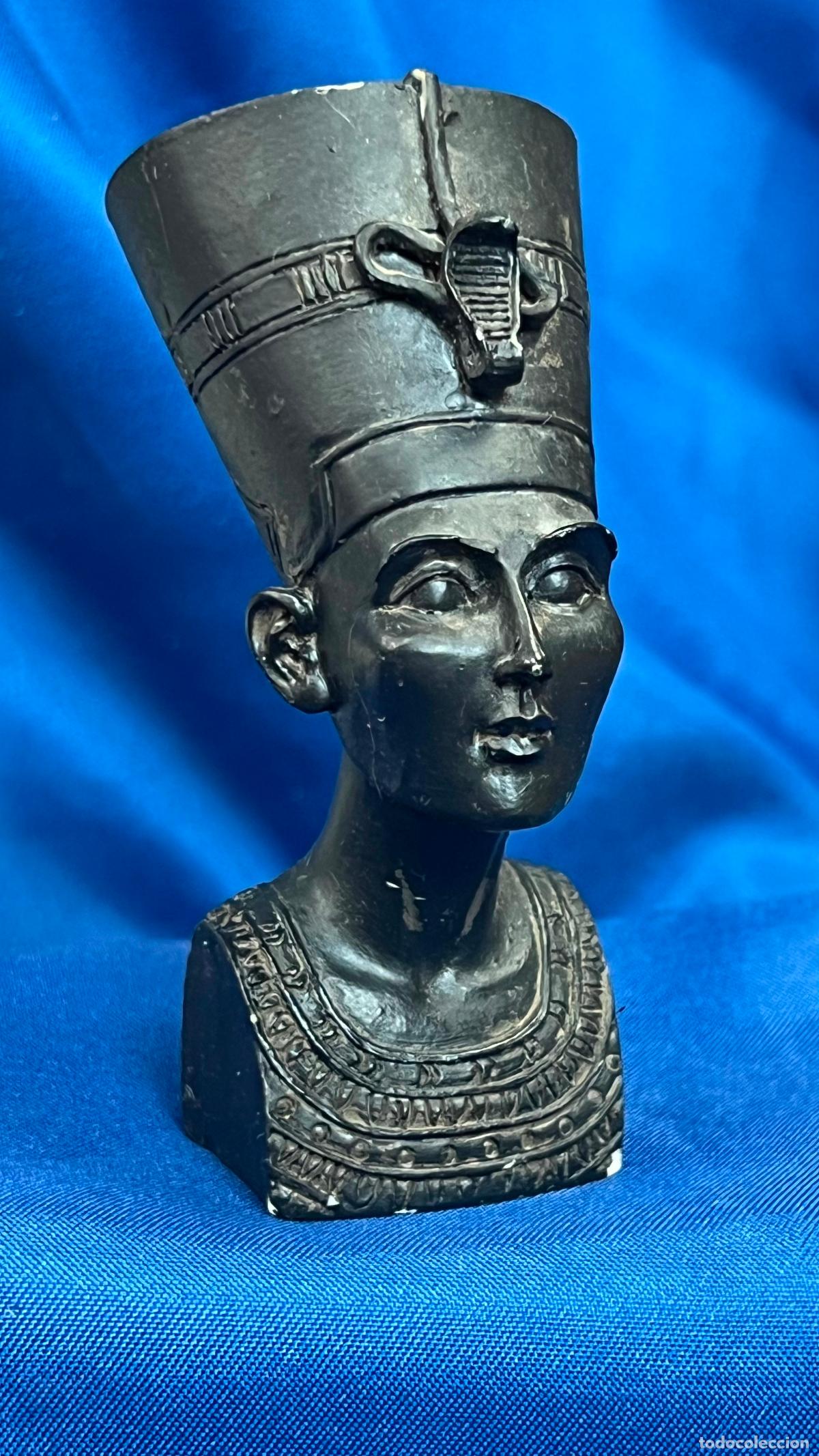 Arte: ANTIGUO BUSTO DE LA REINA NEFERTITI EN RESINA O POLVO DE PIEDRA NEGRA - REPRODUCCI&Oacute;N HIST&Oacute;RICA DE ES