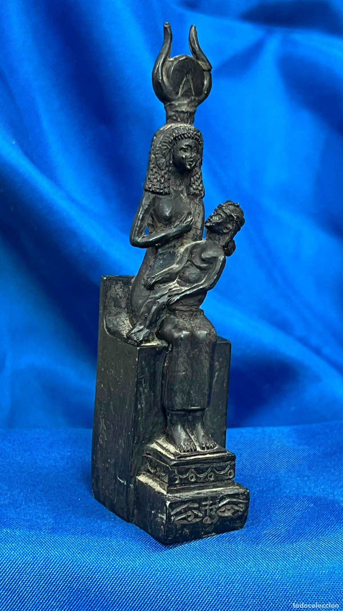 Art: EXQUISITA FIGURA EGIPCIA VINTAGE DE LA DIOSA ISIS LACTANS CON HORUS - METAL PATINADO OSCURO - EGIPTO